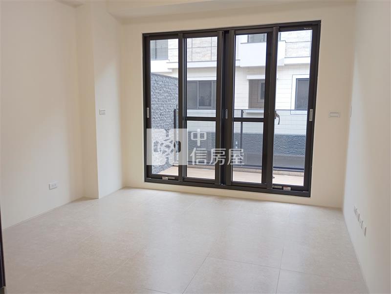 (帝寶傳家)清水帝寶傳家社區雙車透天-A8房屋室內格局與周邊環境