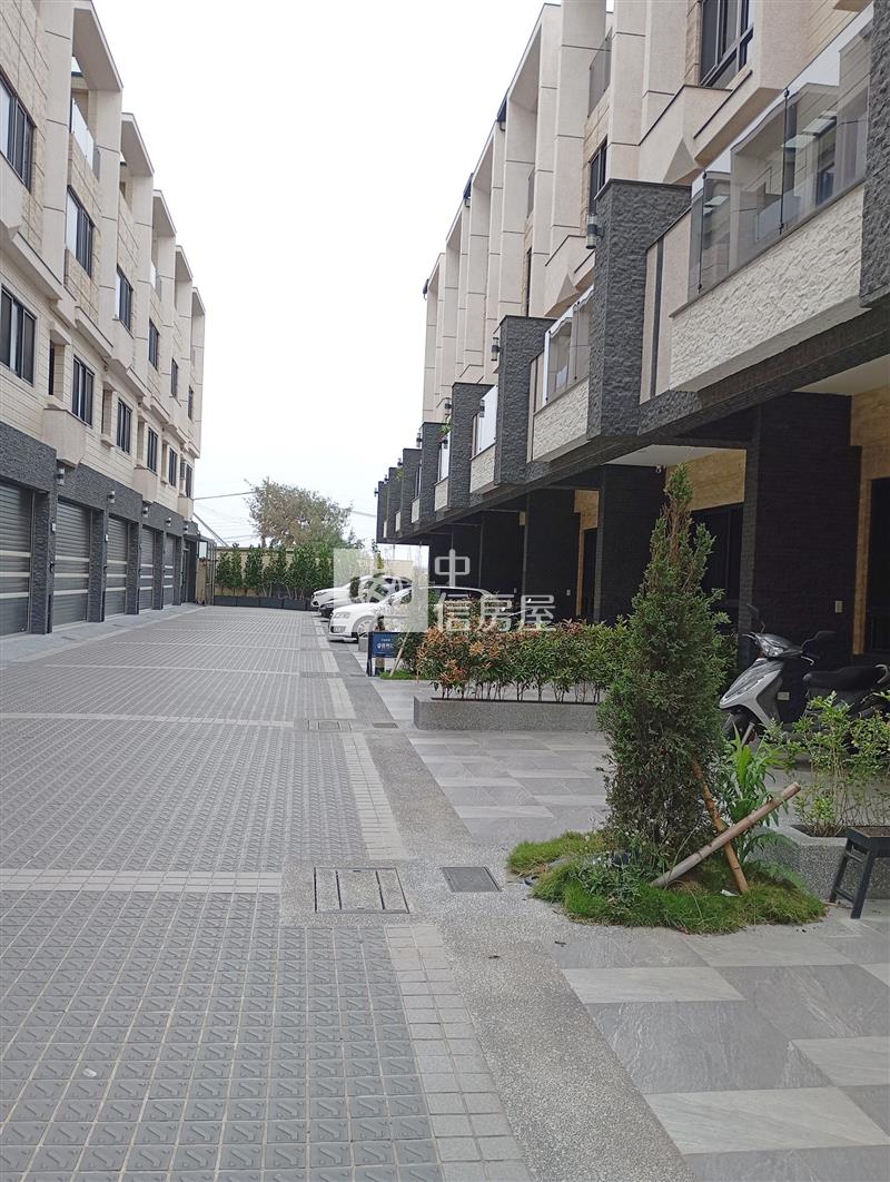 (帝寶傳家)清水帝寶傳家社區雙車透天-A8房屋室內格局與周邊環境