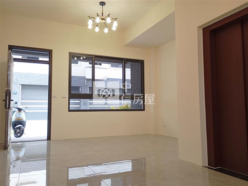 (帝寶傳家)清水帝寶傳家社區雙車透天-A8房屋室內格局與周邊環境