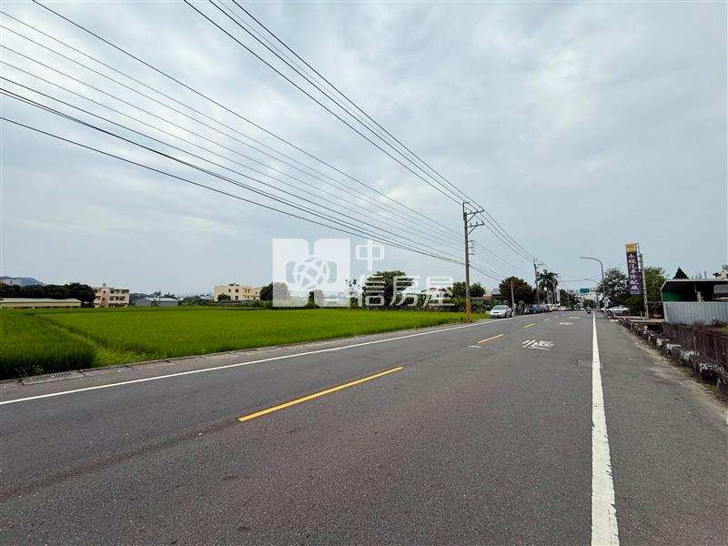 【安家】專任-臨登輝路都內方正農地房屋室內格局與周邊環境