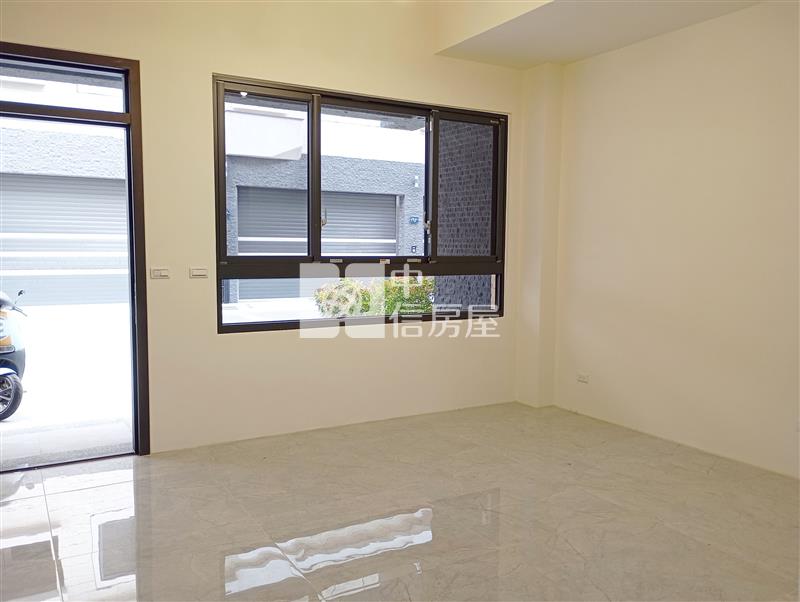 清水帝寶傳家臨路雙車透天房屋室內格局與周邊環境