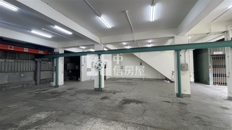 龜山區龍校街~邊間大面寬~廠房房屋室內格局與周邊環境