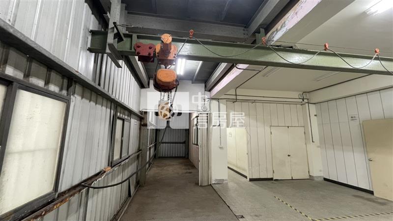 龜山區龍校街~邊間大面寬~廠房房屋室內格局與周邊環境