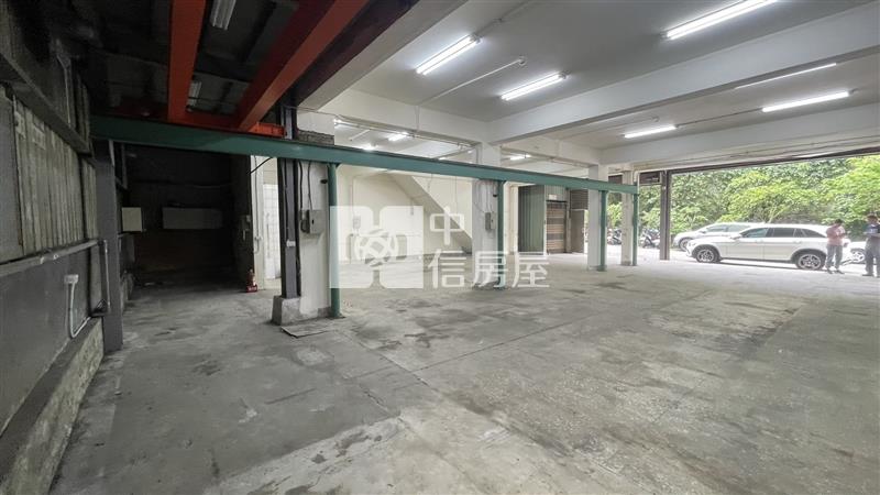 龜山區龍校街~邊間大面寬~廠房房屋室內格局與周邊環境