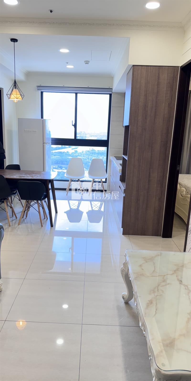 桃園高鐵走路5分鐘景觀2房車房屋室內格局與周邊環境