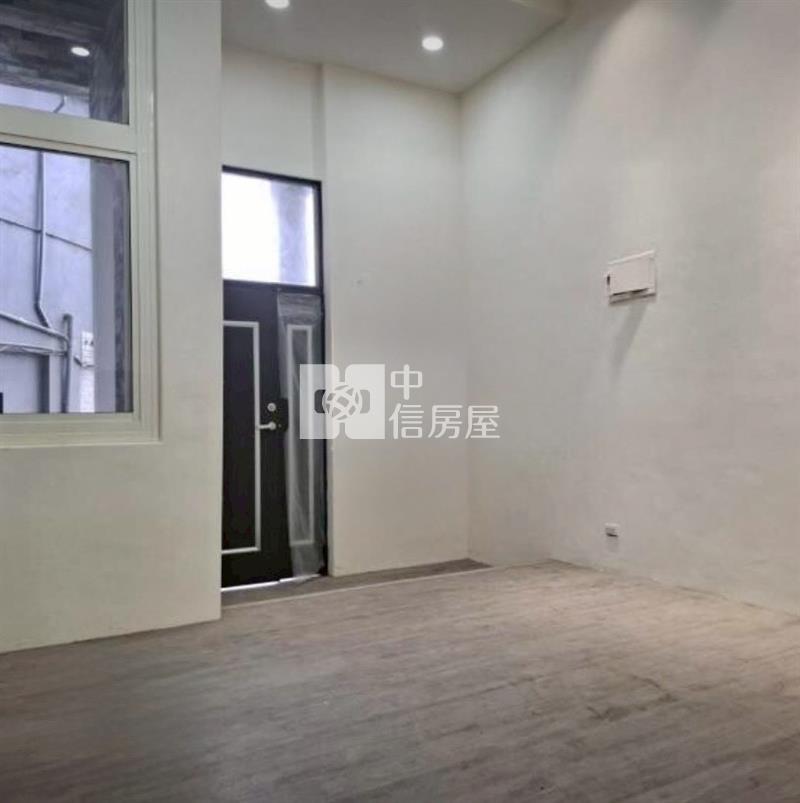 楊梅瑞梅國小旁透天房屋室內格局與周邊環境