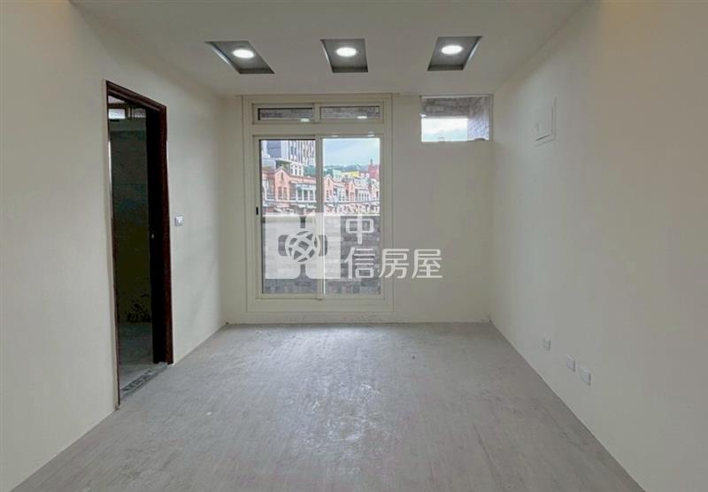 楊梅瑞梅國小旁透天房屋室內格局與周邊環境