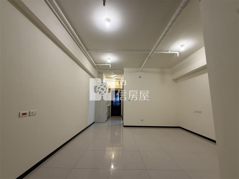 【神馬】專任【亞昕喜徠登】高鐵站前1+1房房屋室內格局與周邊環境