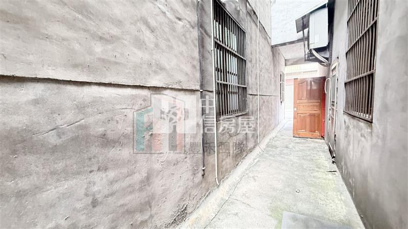 【豐禾】(專)信義國小旁稀有透天店面房屋室內格局與周邊環境