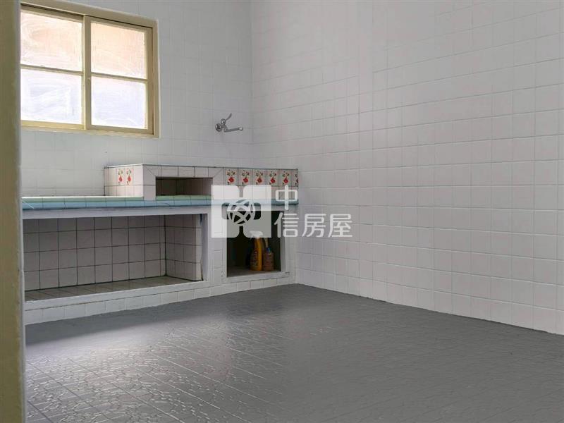 田中國中旁透天房屋室內格局與周邊環境