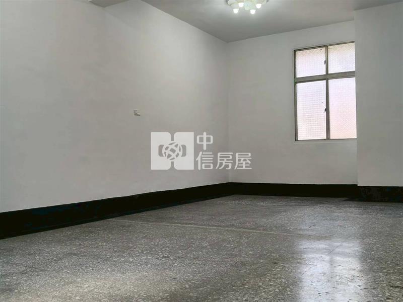 田中國中旁透天房屋室內格局與周邊環境