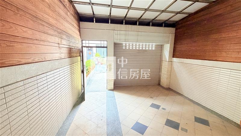 萬丹市中心雙車別墅房屋室內格局與周邊環境