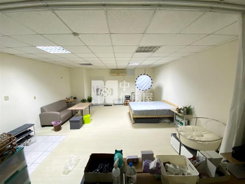 【新世紀】中壢中美大樓大套房房屋室內格局與周邊環境