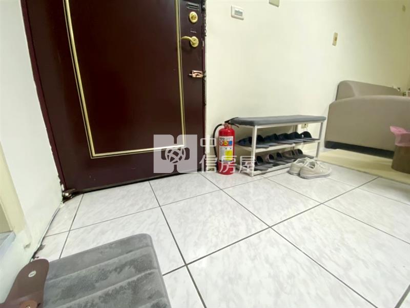 【新世紀】中壢中美大樓大套房房屋室內格局與周邊環境