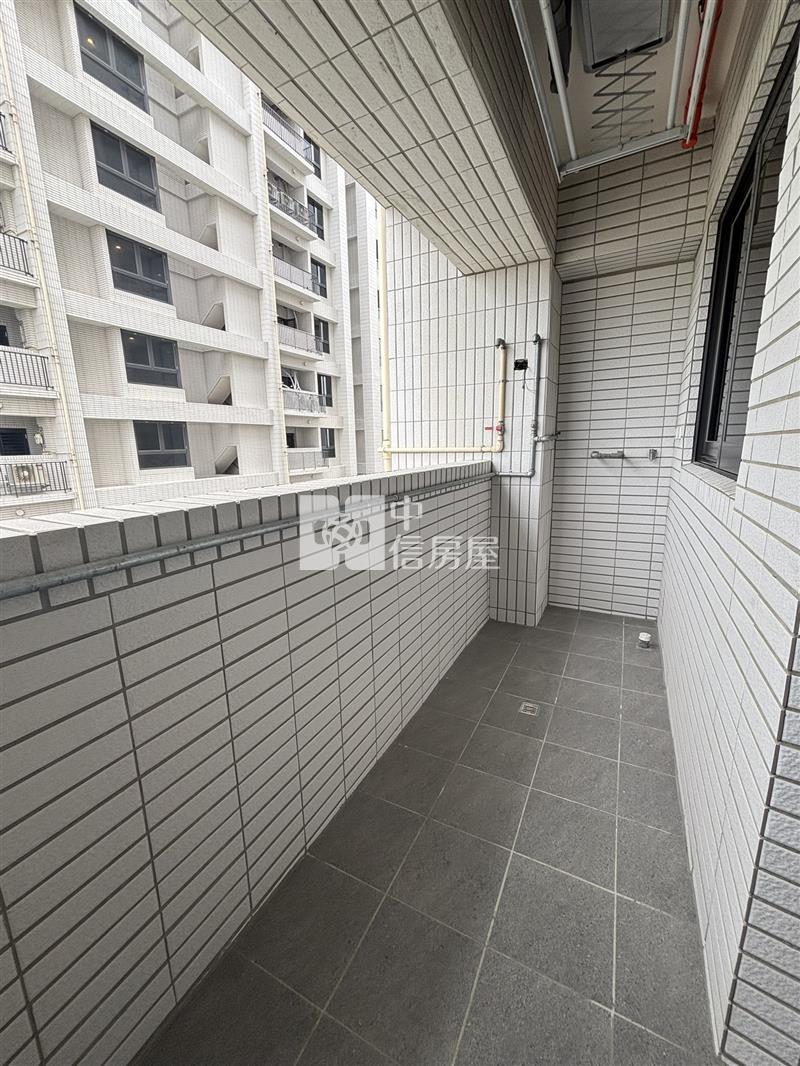 龍岡益展有福全新邊間景觀雙車位房屋室內格局與周邊環境