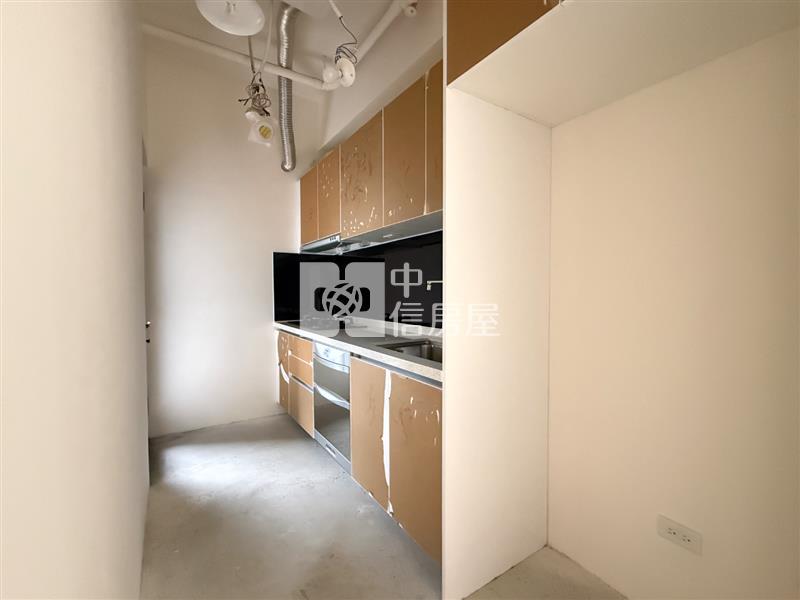 八擴全新景觀2房+車位衛浴開窗房屋室內格局與周邊環境