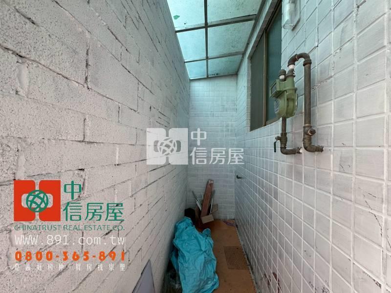 港坪公園旁車位樓店房屋室內格局與周邊環境