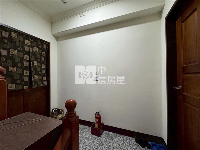 楊梅交流道透天(收租七套房)房屋室內格局與周邊環境