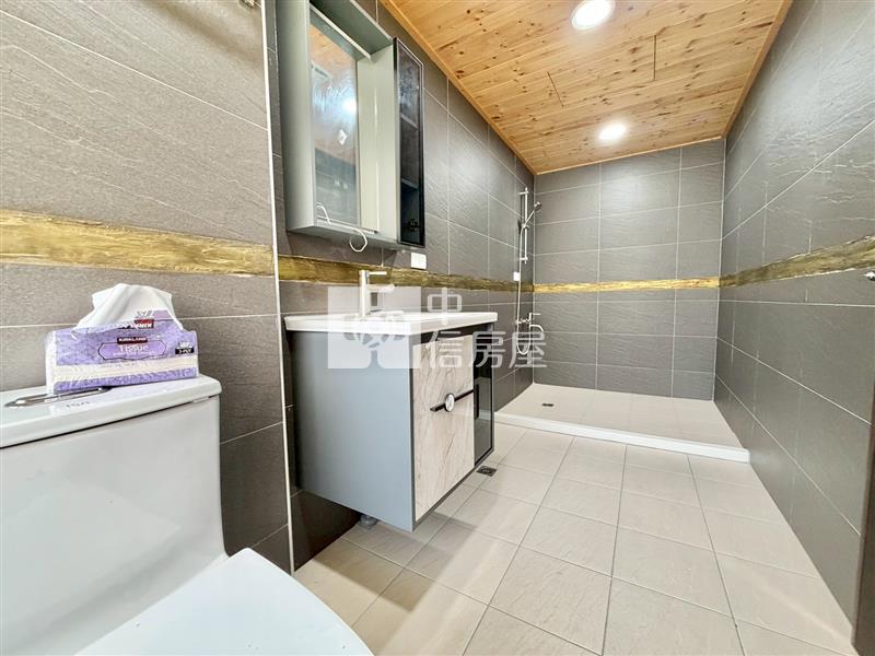 潭子雙車美墅房屋室內格局與周邊環境