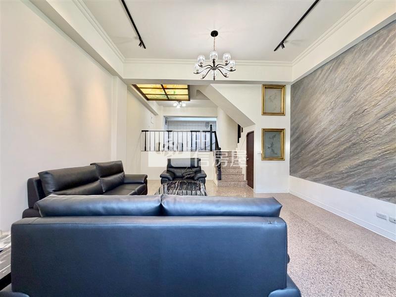 潭子雙車美墅房屋室內格局與周邊環境