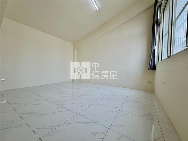 潭子雙車美墅房屋室內格局與周邊環境