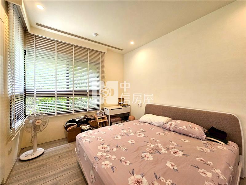 龍寶仁美臻邸樹梢戶雙平車連號房屋室內格局與周邊環境