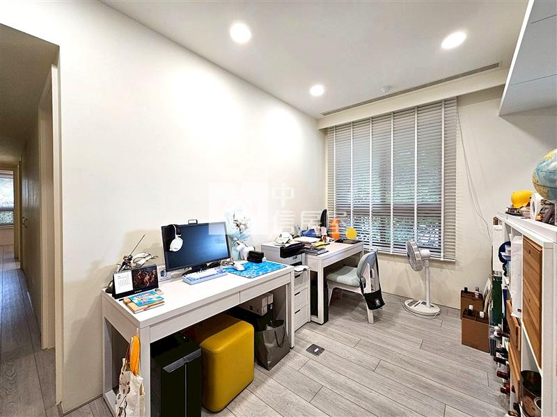 龍寶仁美臻邸樹梢戶雙平車連號房屋室內格局與周邊環境