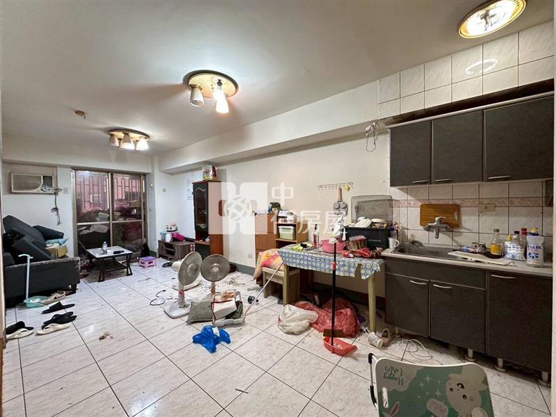 頭份市中星三樓房屋室內格局與周邊環境