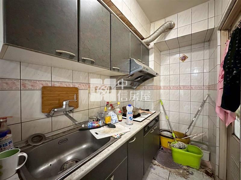 頭份市中星三樓房屋室內格局與周邊環境