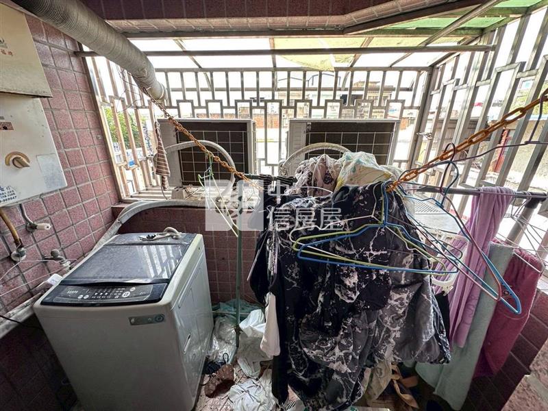 頭份市中星三樓房屋室內格局與周邊環境