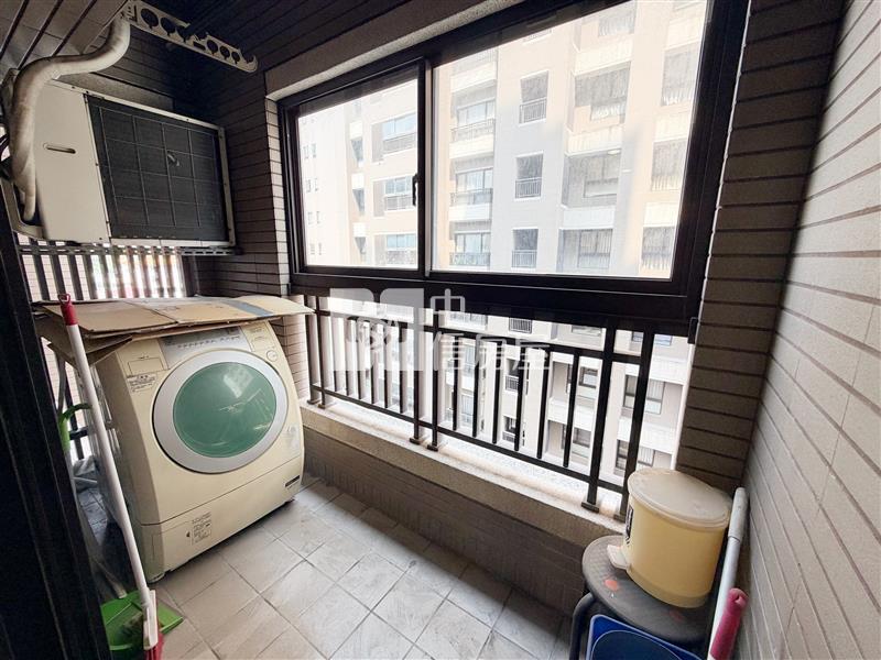 崇德文心小豪宅平車房屋室內格局與周邊環境