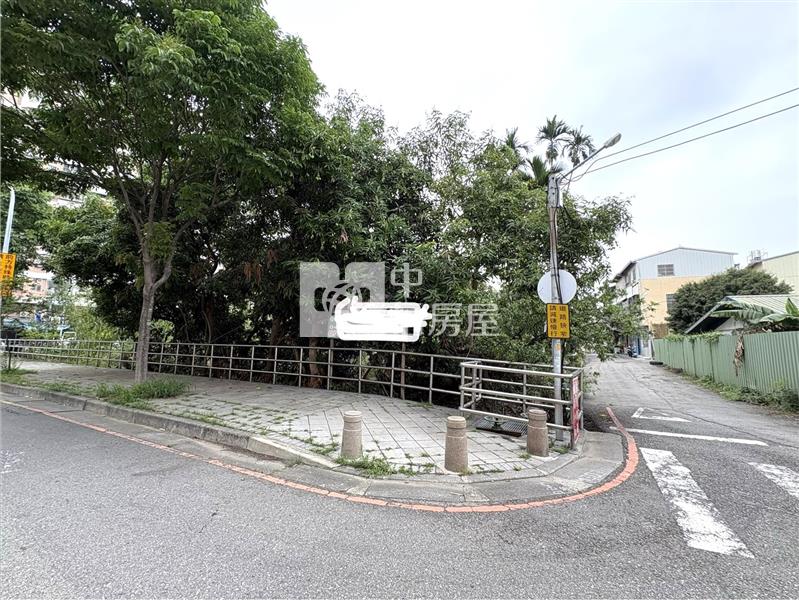 機捷特區旁正環中路超值農角地房屋室內格局與周邊環境