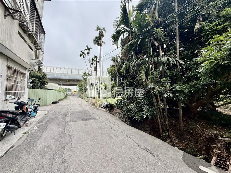 機捷特區旁正環中路超值農角地房屋室內格局與周邊環境