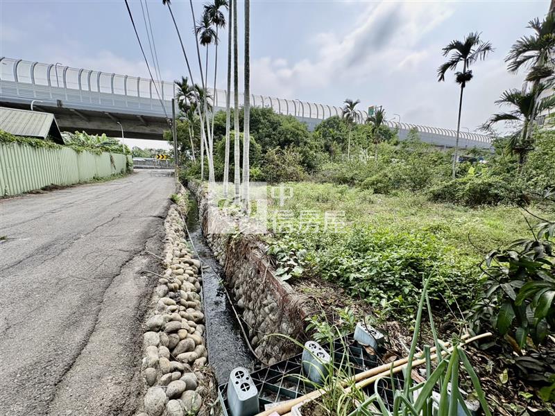 機捷特區旁正環中路超值農角地房屋室內格局與周邊環境