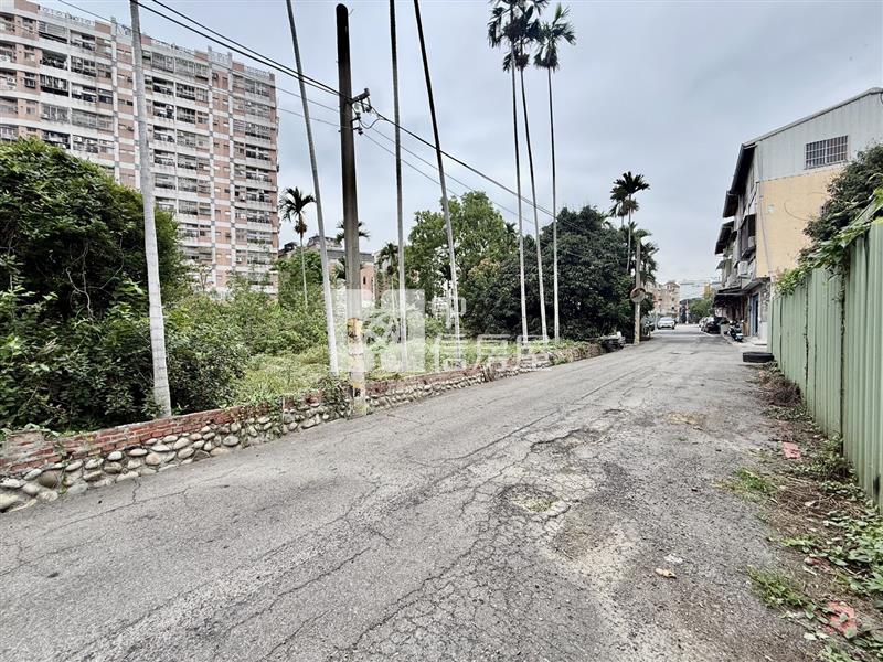 機捷特區旁正環中路超值農角地房屋室內格局與周邊環境