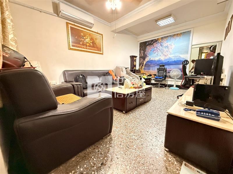 崇倫國中豐富公園低總價活路透天房屋室內格局與周邊環境