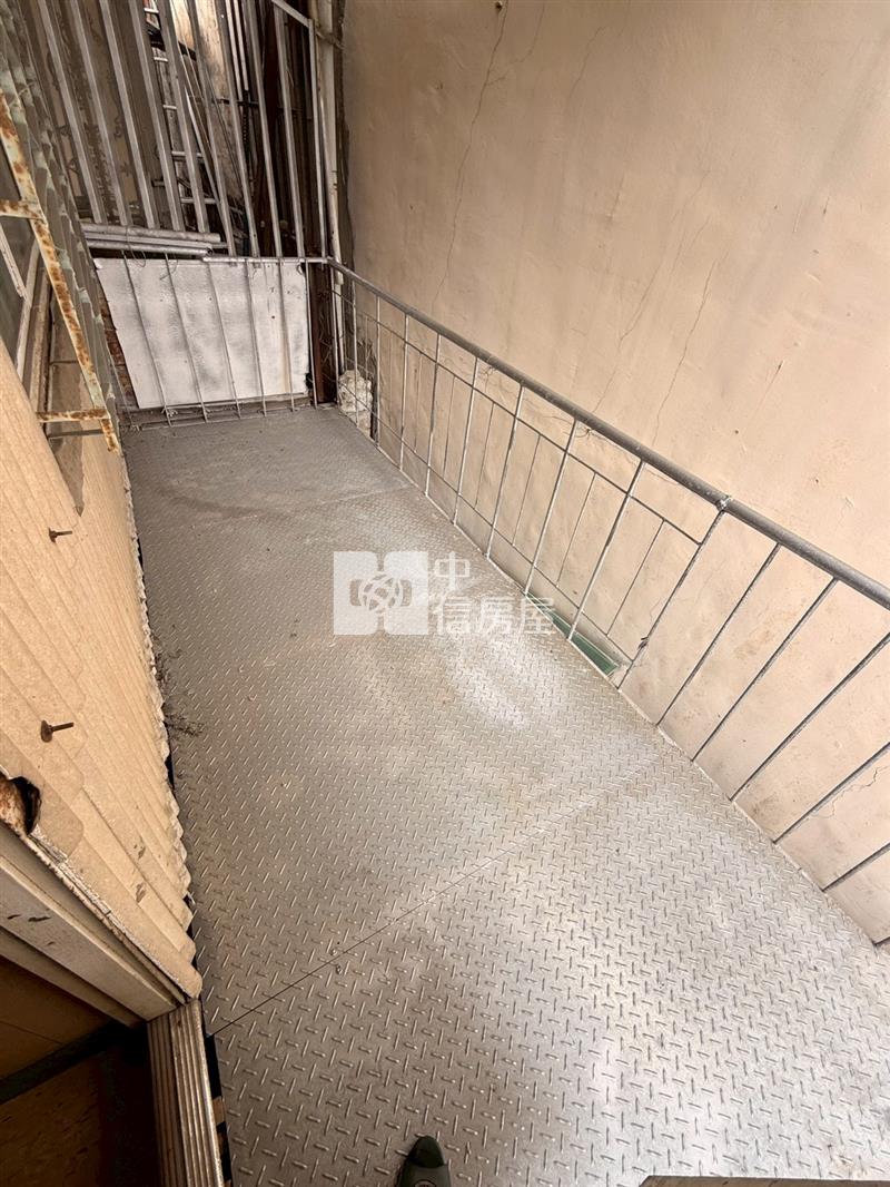 崇倫國中豐富公園低總價活路透天房屋室內格局與周邊環境