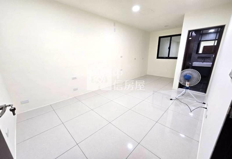 楊梅幼獅路【高榮國小】全棟整新美透天房屋室內格局與周邊環境