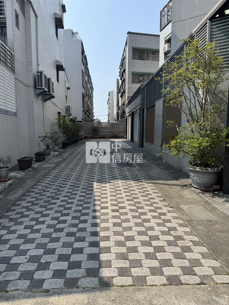 仁德優質輕屋齡邊間車墅房屋室內格局與周邊環境