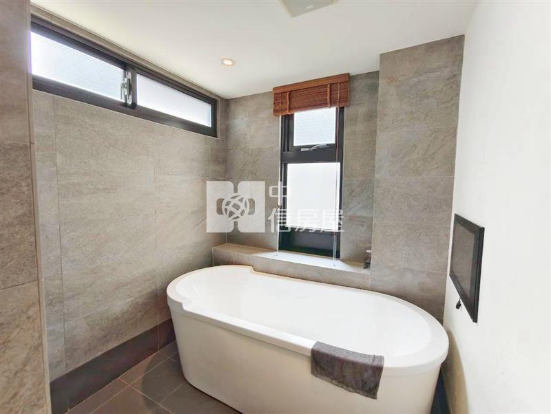 昌益三民綠光超大戶房屋室內格局與周邊環境