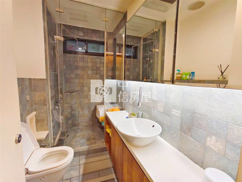 昌益三民綠光超大戶房屋室內格局與周邊環境