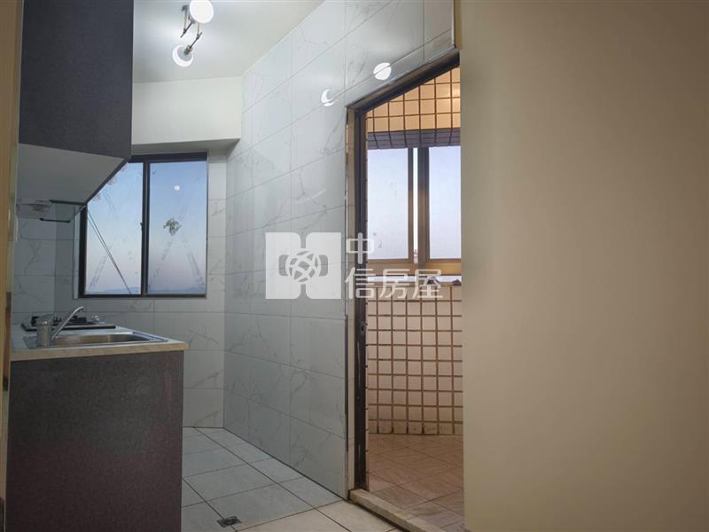 華勛商圈｜桂花公園旁 美三房房屋室內格局與周邊環境