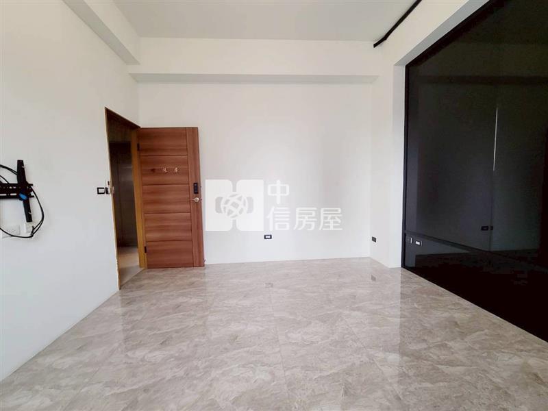 近亞果百坪電梯豪墅房屋室內格局與周邊環境