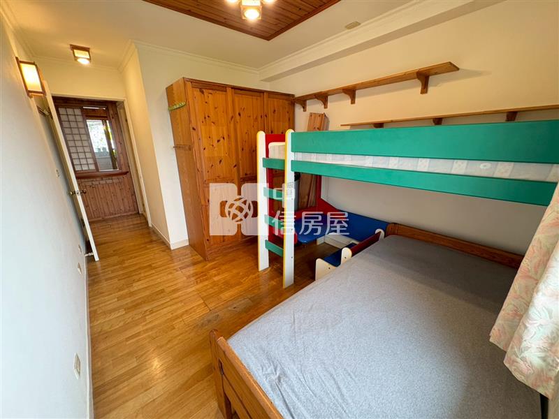 綠園道270度無敵視野景觀四房獨立平車房屋室內格局與周邊環境