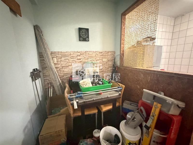 高城大面寬一樓門口可停車之大三房(中信卓越團隊)房屋室內格局與周邊環境