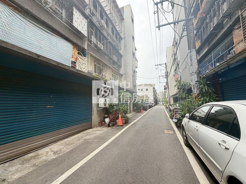 高城大面寬一樓門口可停車之大三房(中信卓越團隊)房屋室內格局與周邊環境