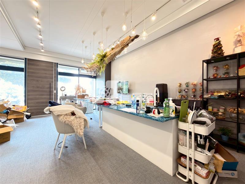 大園客運園區金店面房屋室內格局與周邊環境