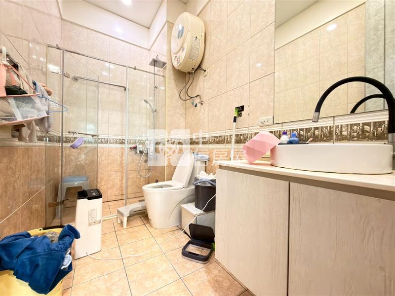 大園客運園區金店面房屋室內格局與周邊環境