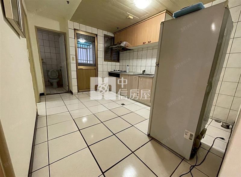 A-43園訂三生房屋室內格局與周邊環境