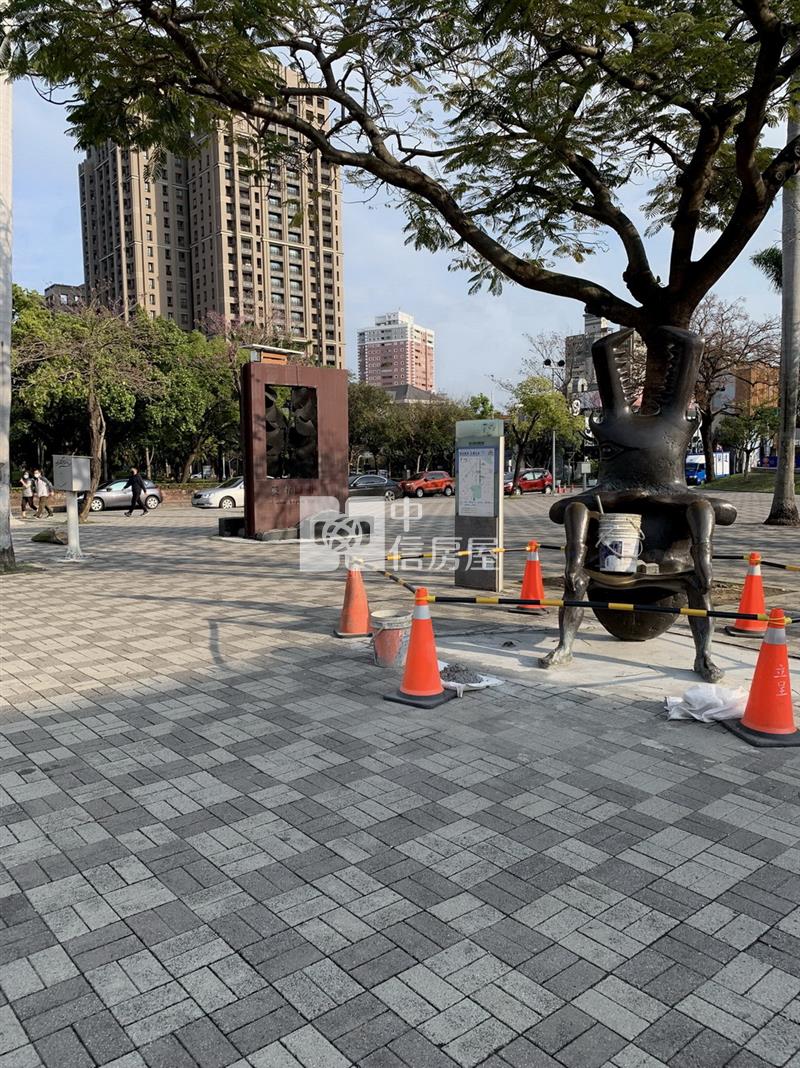 臨忠信國小二樓住辦房屋室內格局與周邊環境